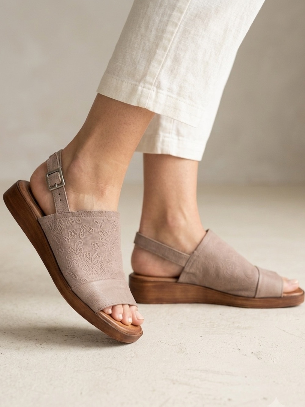MIZ MOOZ Guava‎ Lace Embossed Leather Slingback Sandals Taupe Size 42